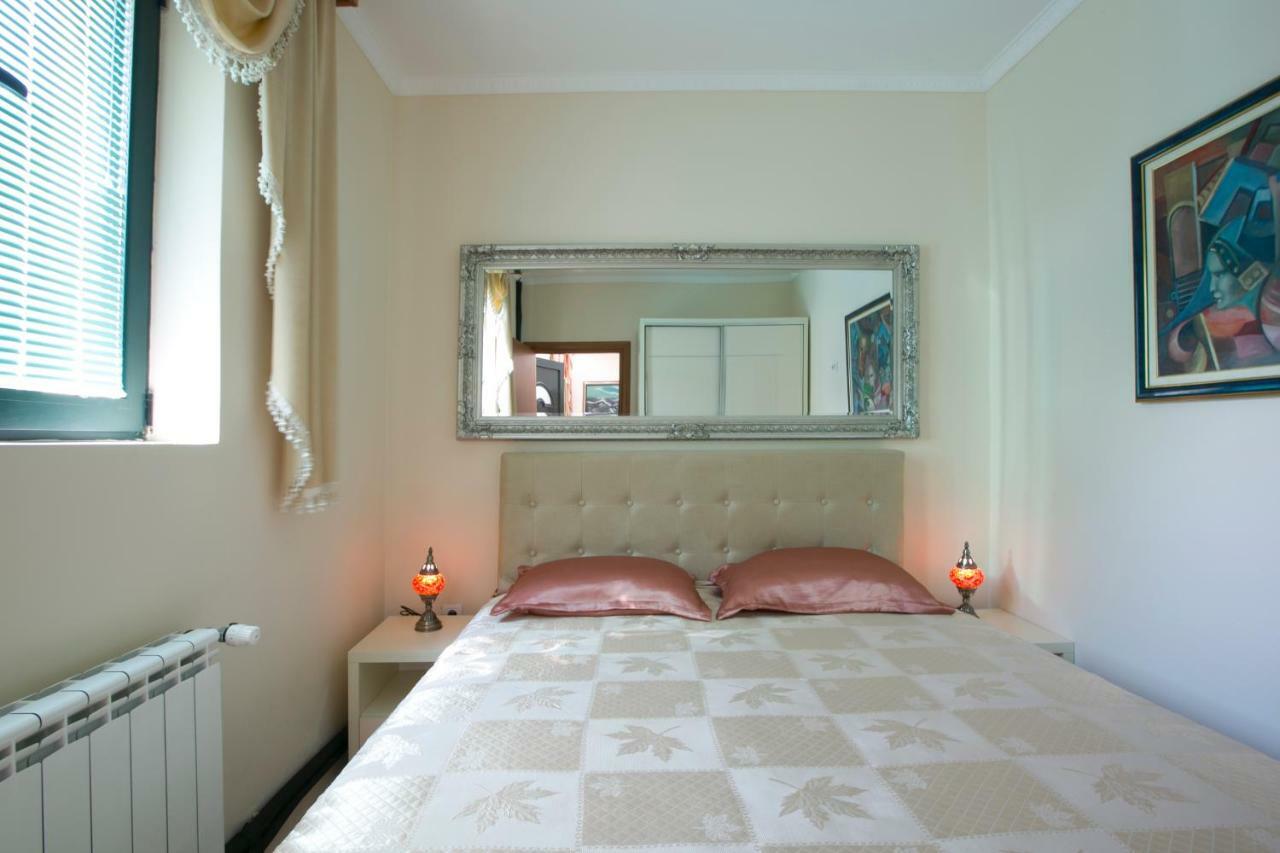 Apartments Holiday Lux Сутоморе Экстерьер фото