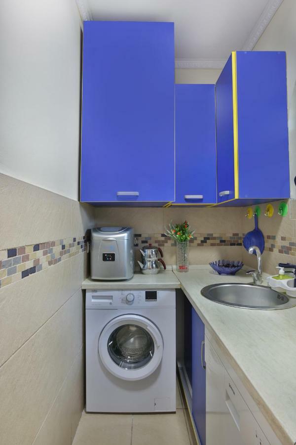 Apartments Holiday Lux Сутоморе Экстерьер фото